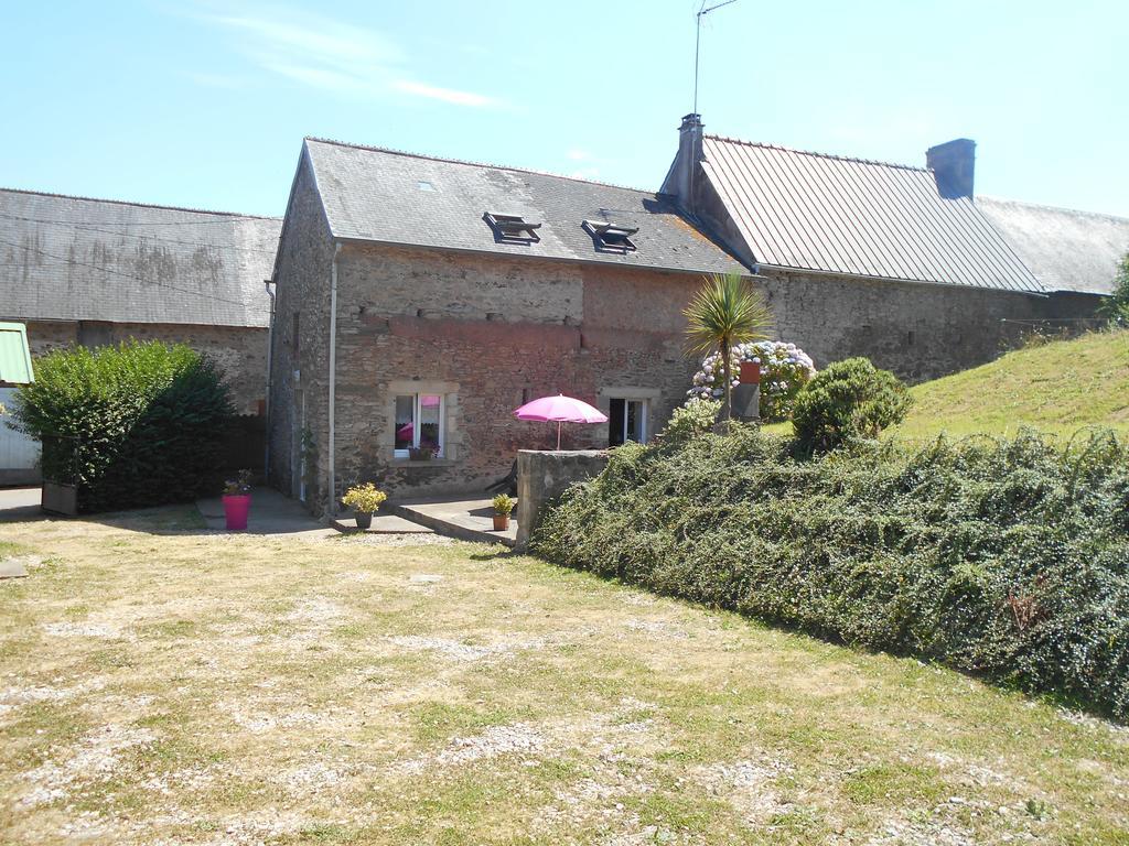 Gite De La Huberderie Quettehou Bagian luar foto
